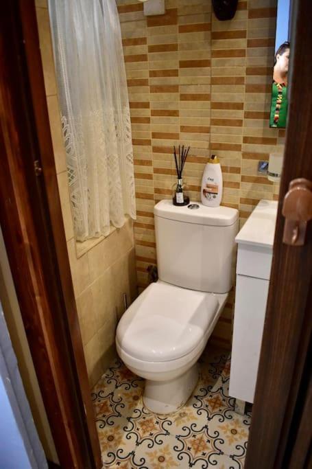 City Centre Pied-A-Terre Near Food Market And Walking Distance To Bus Terminus Валетта Экстерьер фото