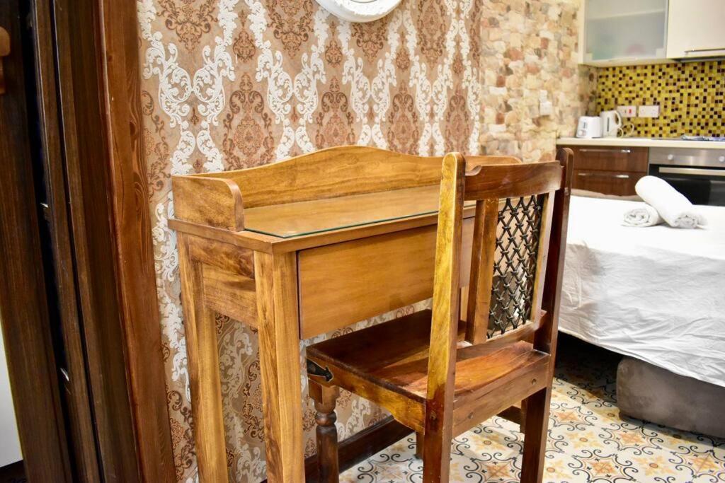 City Centre Pied-A-Terre Near Food Market And Walking Distance To Bus Terminus Валетта Экстерьер фото